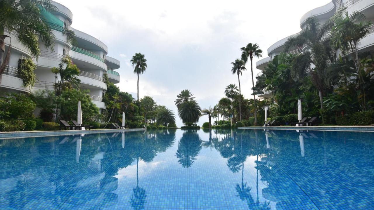 Hua Hin Beachfront Condo Экстерьер фото